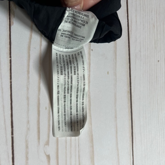 Abercrombie Active Black Girl's Shorts Size 11/12 - Picture 5 of 9